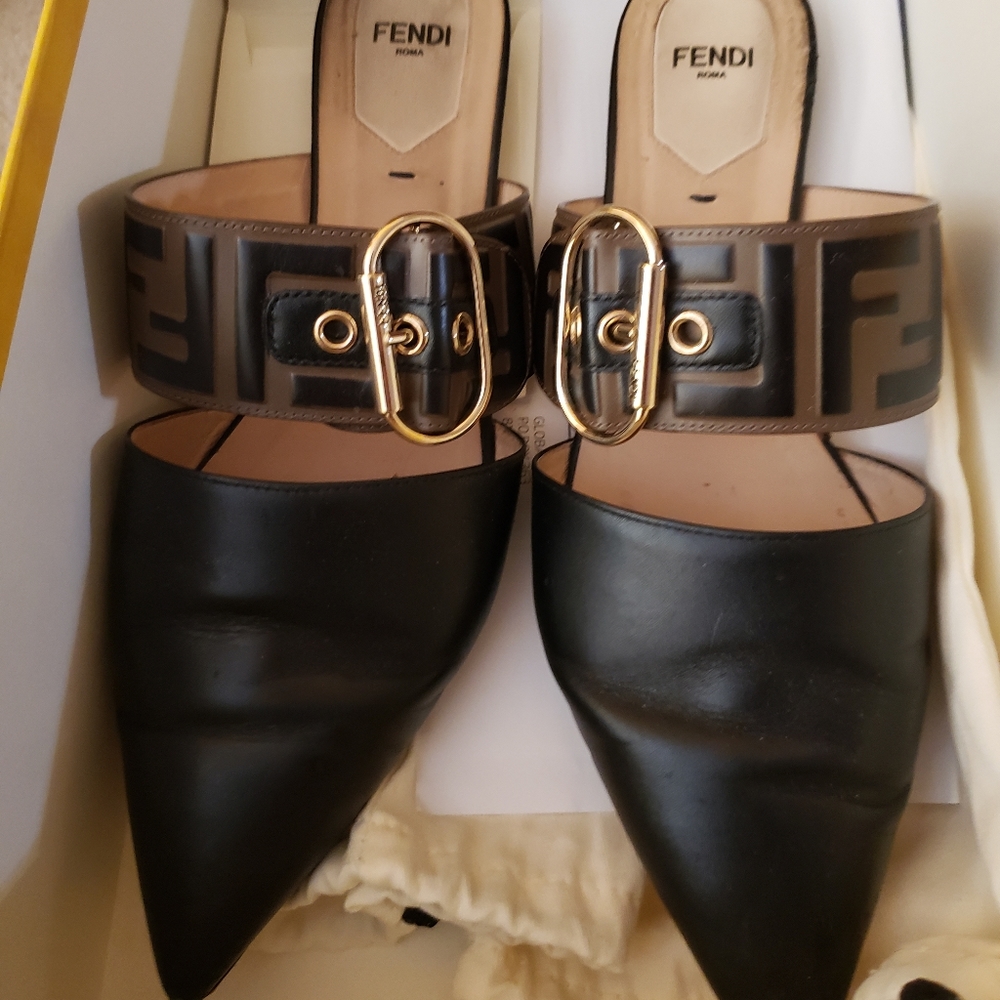 fendi mules classic 39